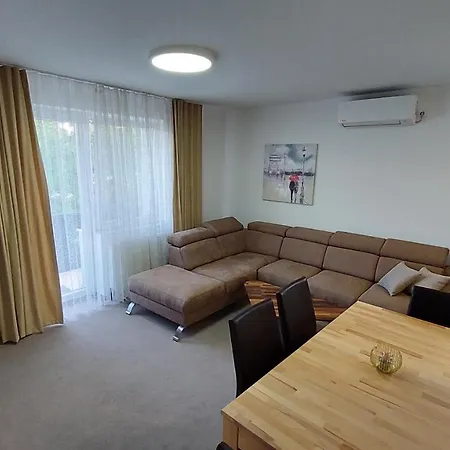 Mb * Σαράγεβο